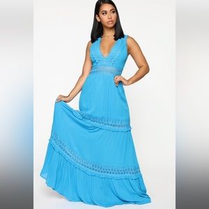 Never worn crotchet dress from Fashion Nova, size XL